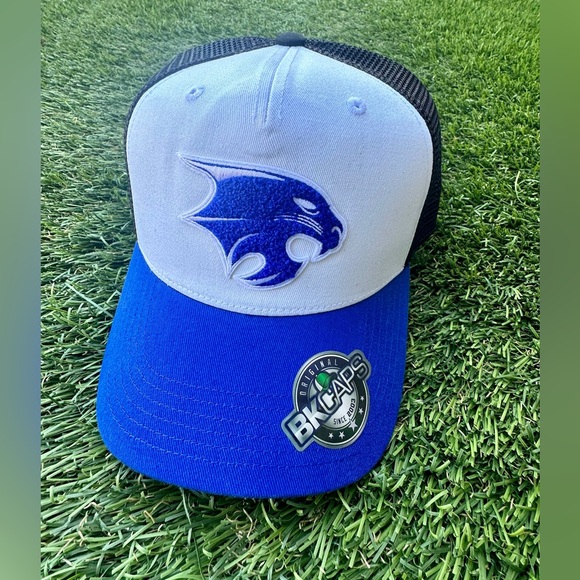 Fuzzy Bobcat Chenille Patch Trucker Hats (Various Styles) - Picture 9 of 13